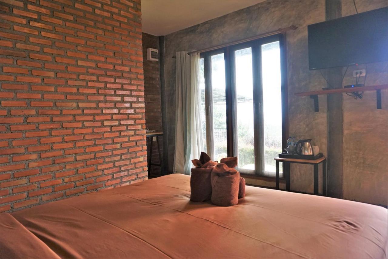 Bann Suan Maya Mae Rim Exteriör bild