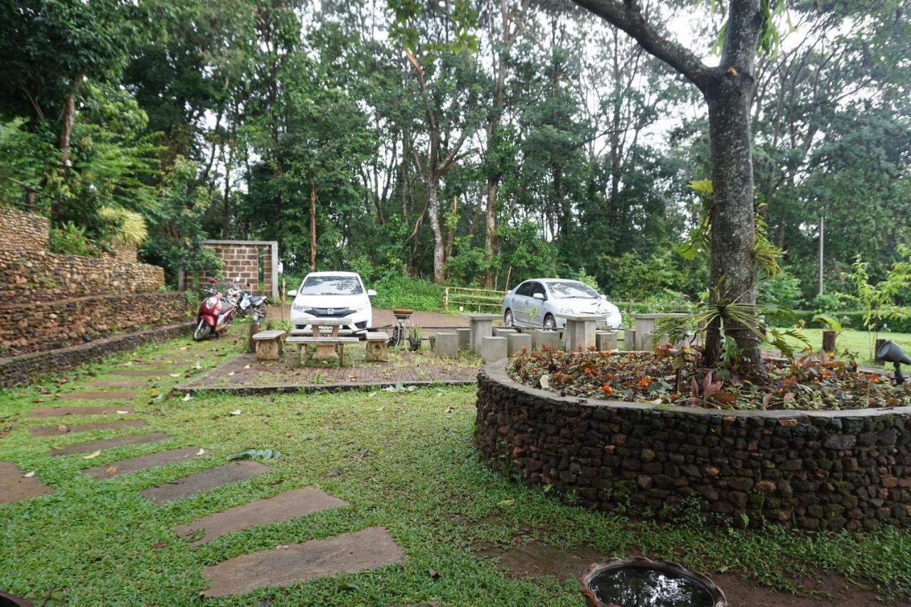 Bann Suan Maya Mae Rim Exteriör bild